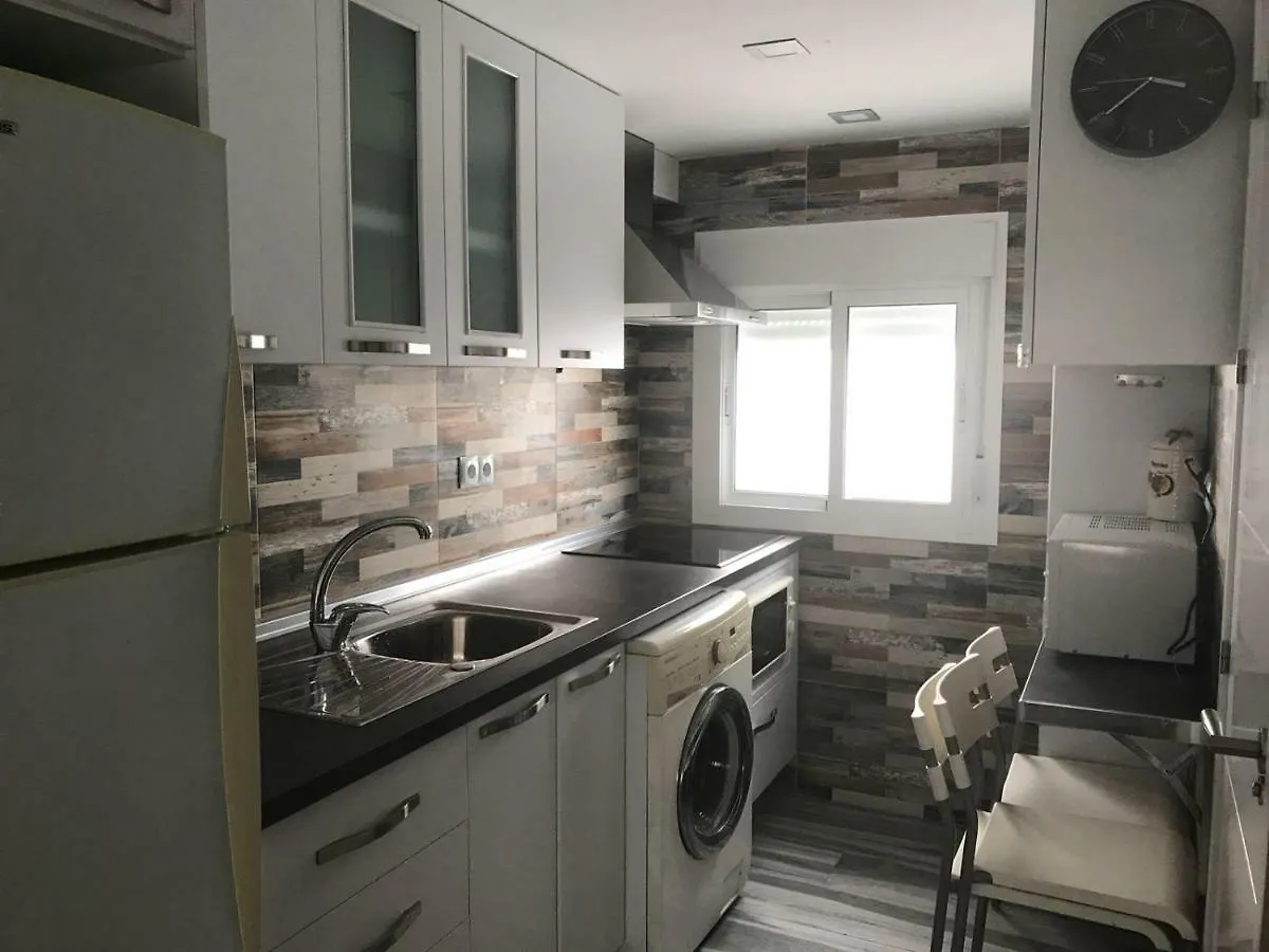 Apartamento Cerca De La Playa Victoria De Cadiz Spain